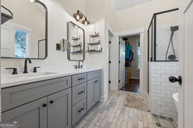 11 Bradley Road, Talking Rock, GA 30175