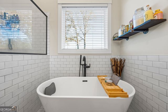 11 Bradley Road, Talking Rock, GA 30175