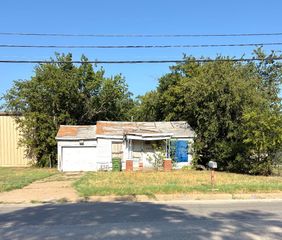 807 SE 6th Avenue, Mineral Wells, TX 76067