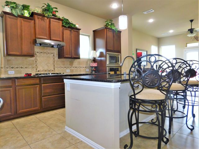 7712 Sweetgate Lane, Denton, TX 76208