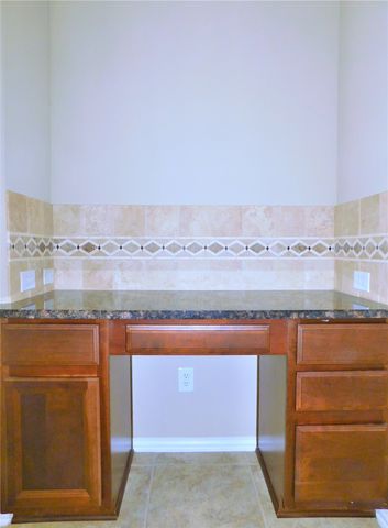 7712 Sweetgate Lane, Denton, TX 76208