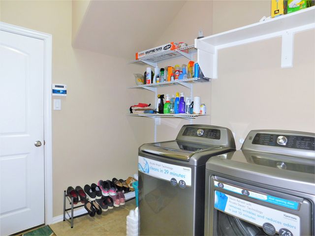 7712 Sweetgate Lane, Denton, TX 76208