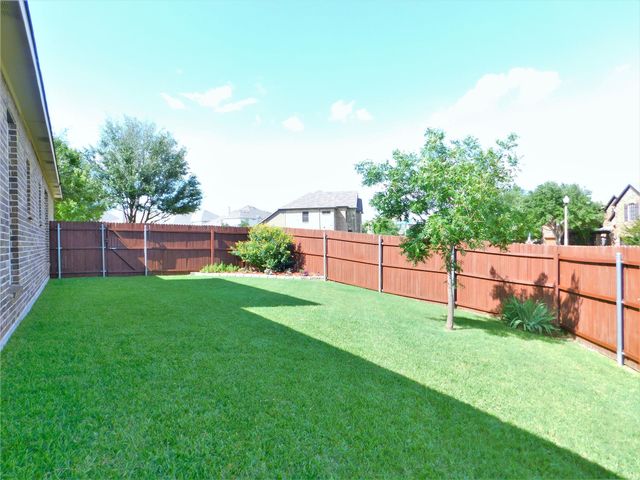 7712 Sweetgate Lane, Denton, TX 76208