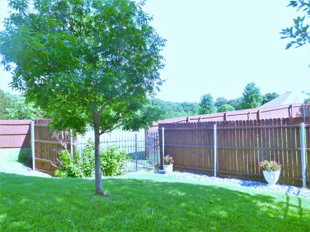 7712 Sweetgate Lane, Denton, TX 76208