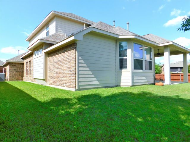 7712 Sweetgate Lane, Denton, TX 76208