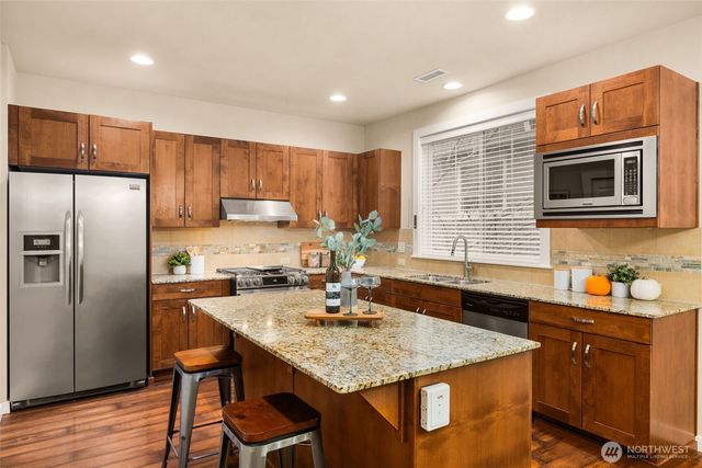 365 NE Denny Way, Issaquah, WA 98029