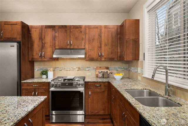 365 NE Denny Way, Issaquah, WA 98029