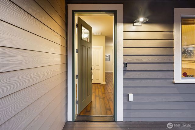 365 NE Denny Way, Issaquah, WA 98029