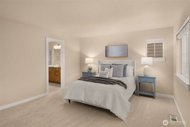 365 NE Denny Way, Issaquah, WA 98029