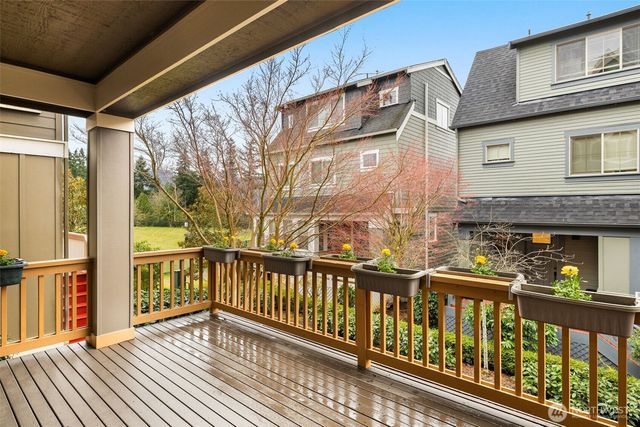 365 NE Denny Way, Issaquah, WA 98029