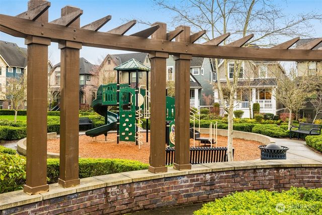 365 NE Denny Way, Issaquah, WA 98029