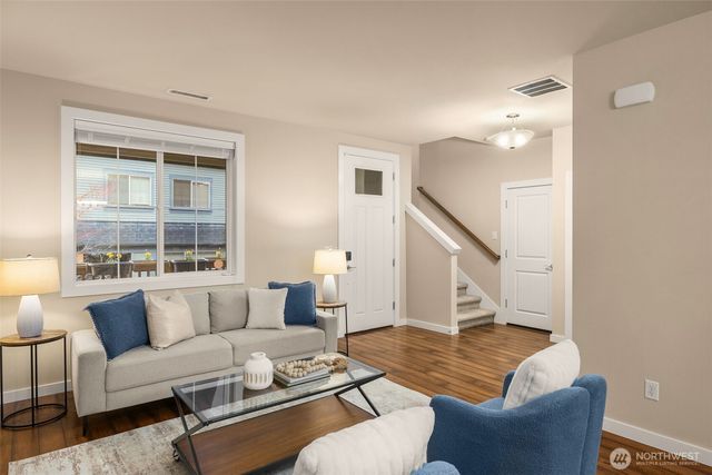 365 NE Denny Way, Issaquah, WA 98029