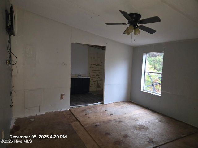 170 Mccausley Road 10, Hubert, NC 28539