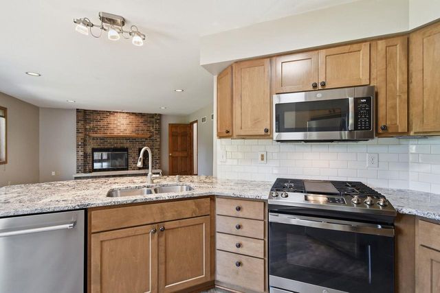 3966 Sunnyvale Drive, Deforest, WI 53532