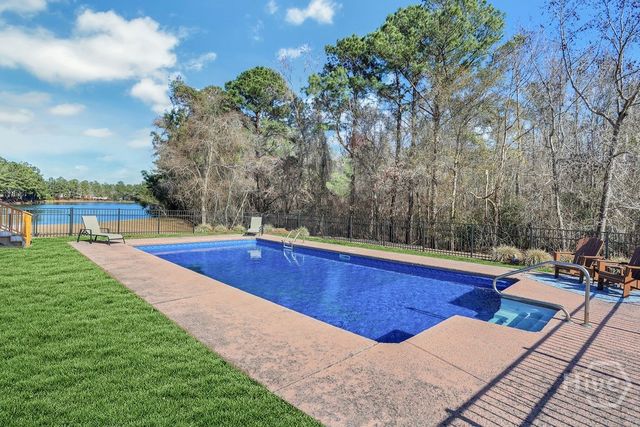 305 Sting Ray Court, Guyton, GA 31312