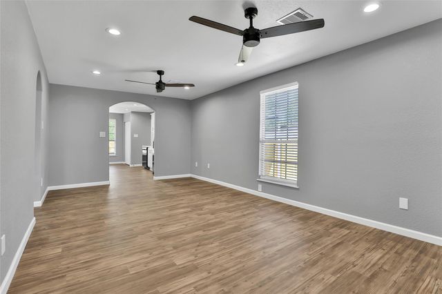 601 E 38th Street, Houston, TX 77022
