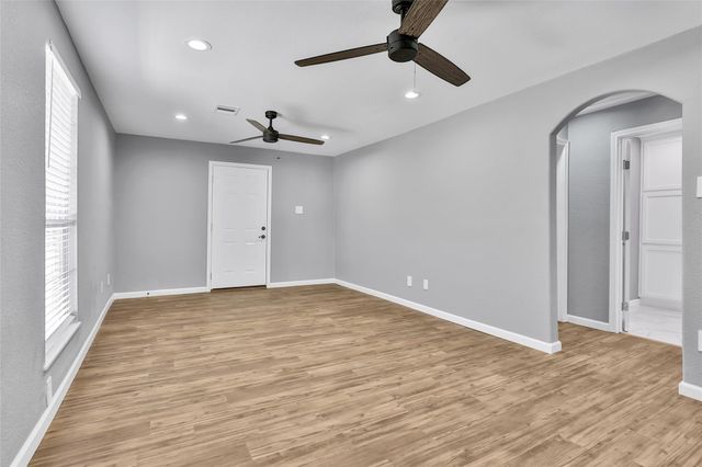 601 E 38th Street, Houston, TX 77022