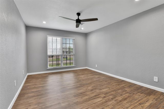601 E 38th Street, Houston, TX 77022