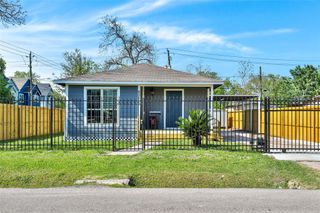 601 E 38th Street, Houston, TX 77022