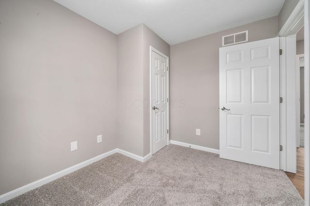 5211 Raccoon Run Road, Johnstown, OH 43031