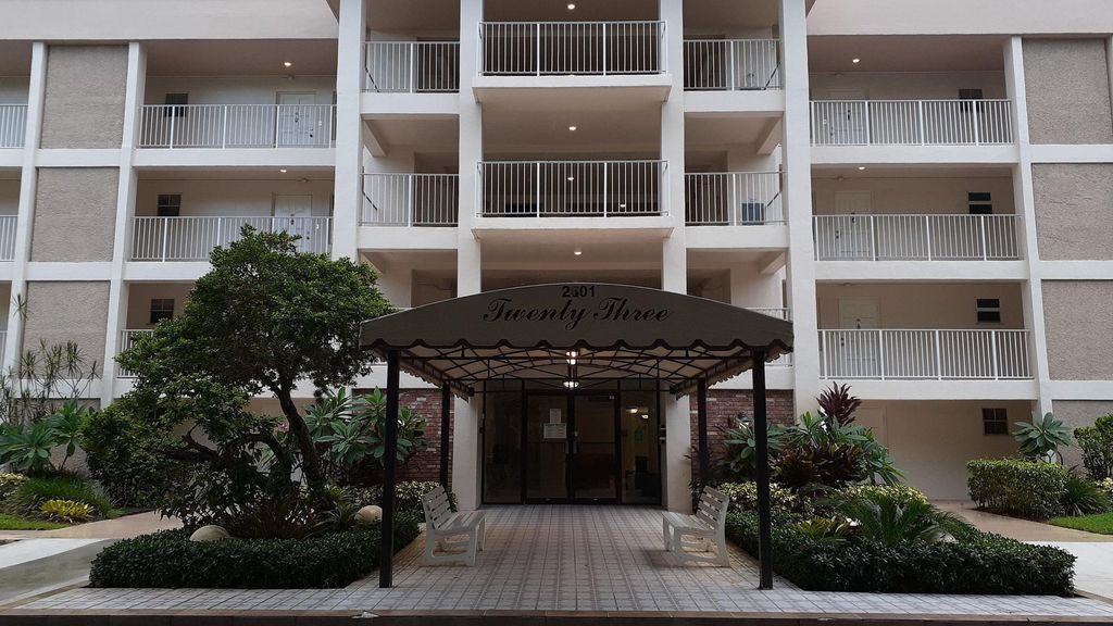 2601 S Course Drive 203, Pompano Beach, FL 33069