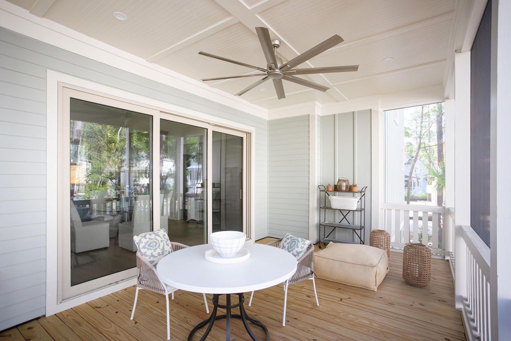 Image 7 of property listing at 1709 Vireo Court, Johns Island, SC 29455
