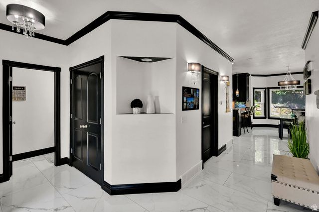4433 S DEVONSHIRE DR, Bountiful, UT 84010