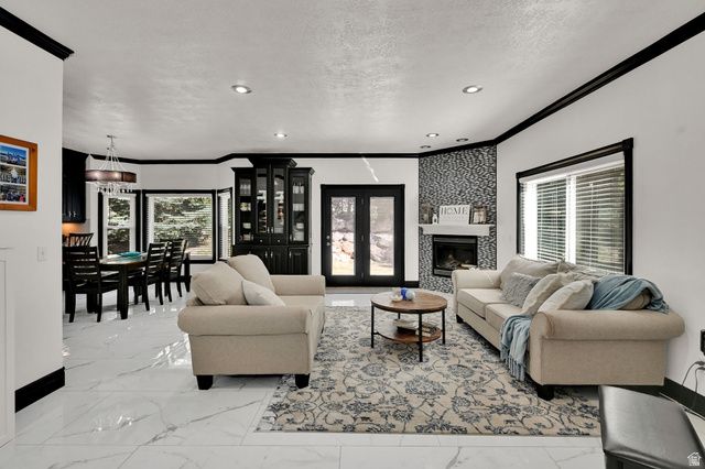 4433 S DEVONSHIRE DR, Bountiful, UT 84010