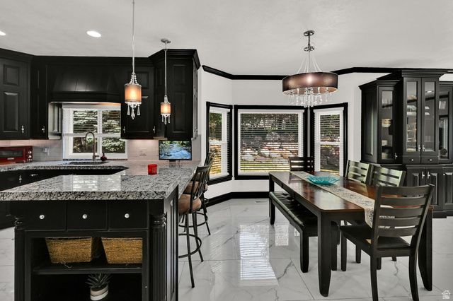 4433 S DEVONSHIRE DR, Bountiful, UT 84010