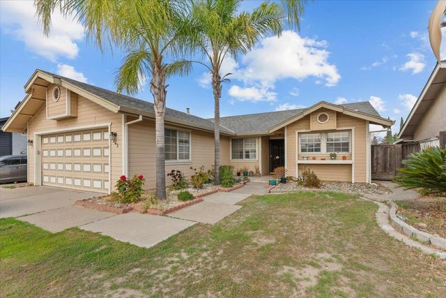 343 Diane Ct, Manteca, CA 95336