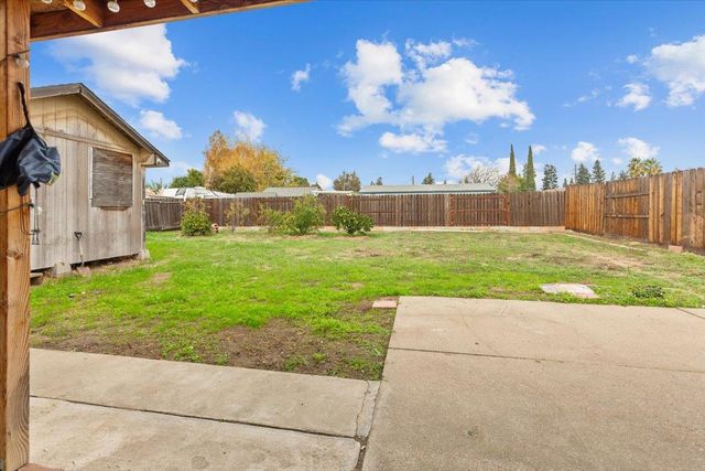 343 Diane Ct, Manteca, CA 95336