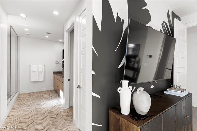 10125 Sequoia Glen Avenue, Las Vegas, NV 89166