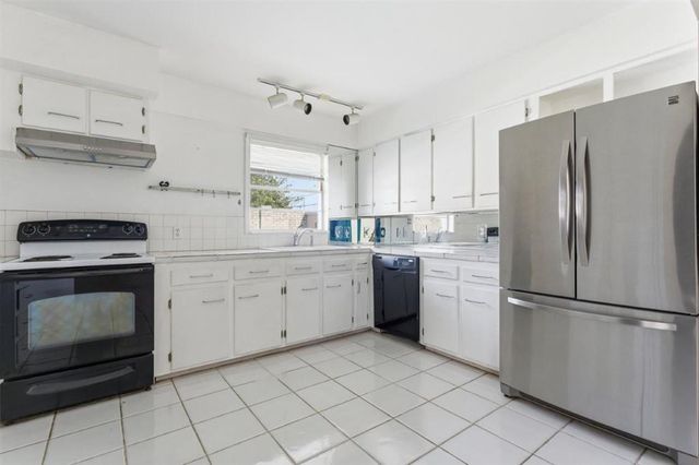 2100 Winnie Street, Lake Charles, LA 70601