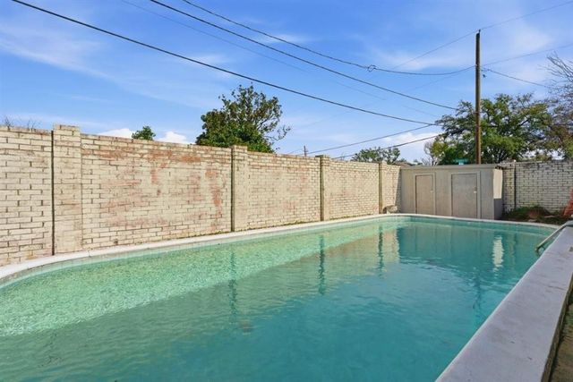 2100 Winnie Street, Lake Charles, LA 70601