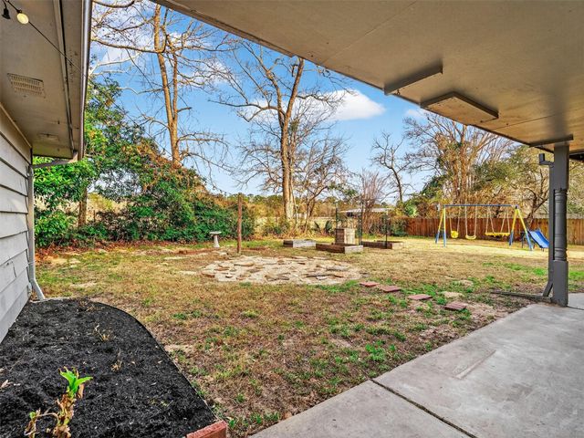 732 River Plantation Drive, Conroe, TX 77302