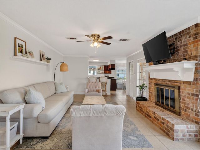 732 River Plantation Drive, Conroe, TX 77302