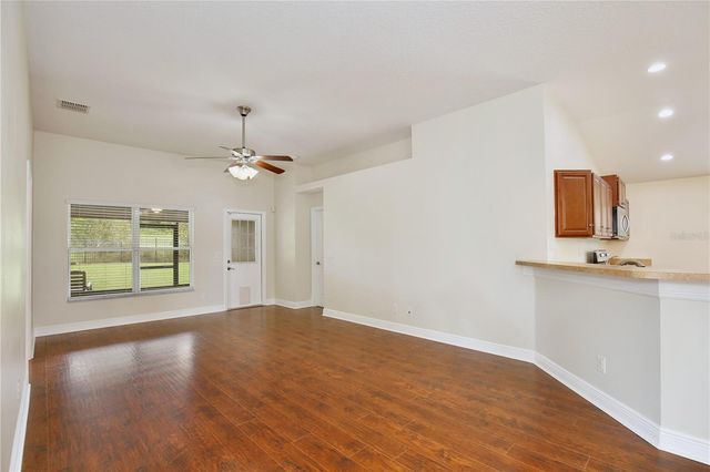 942 WILLOW OAK LOOP, Minneola, FL 34715
