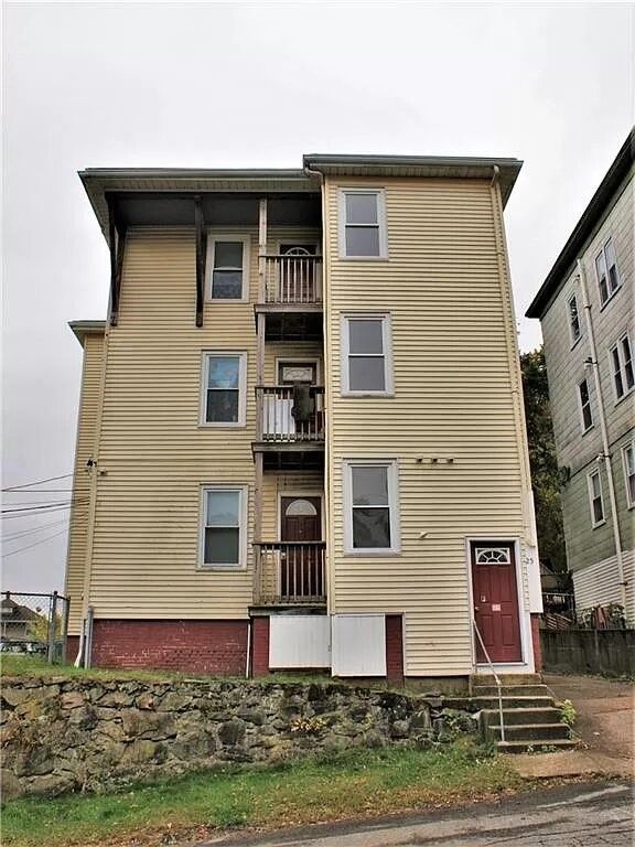 25 Laundry Street 2, Woonsocket, RI 02895