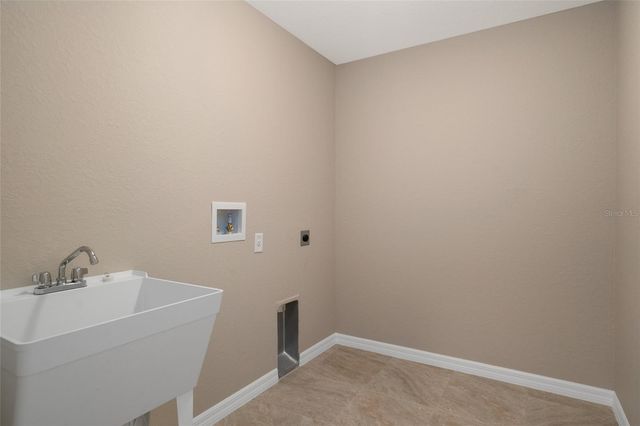 16476 KAKAWI ROAD, Brooksville, FL 34614