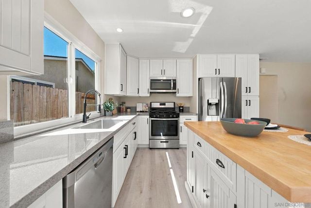 10971 Martinique Way, San Diego, CA 92126