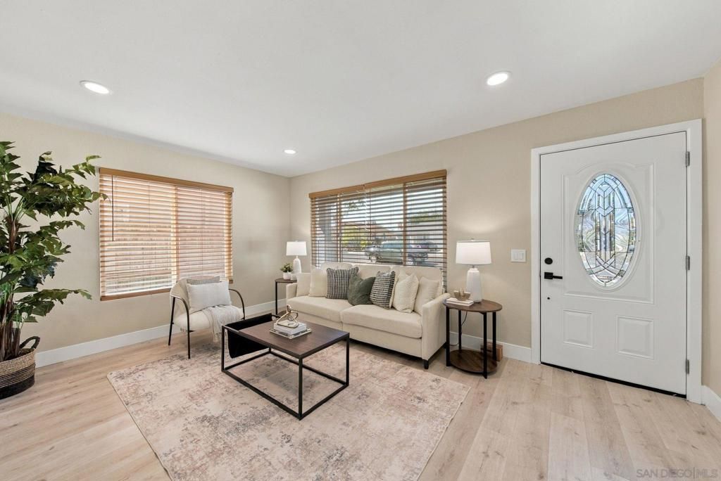 10971 Martinique Way, San Diego, CA 92126 — photo 4