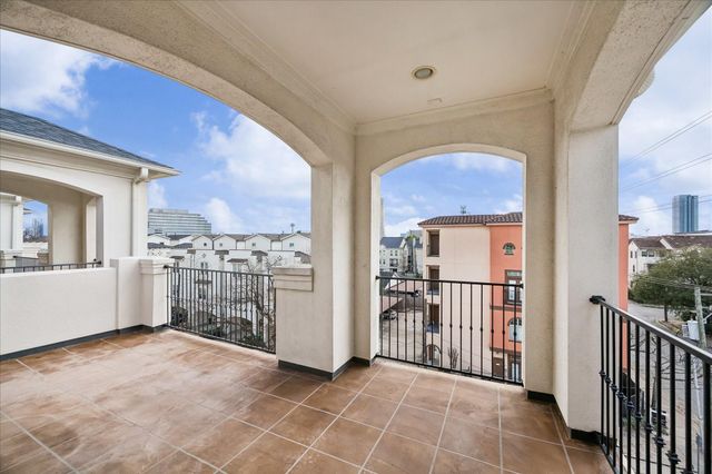 4016 Barnes Street, Houston, TX 77007