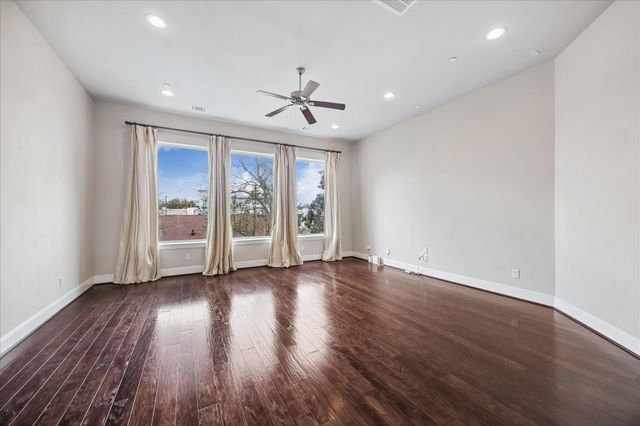 4016 Barnes Street, Houston, TX 77007