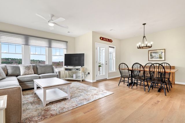 1207 Codman Way 1207, Westborough, MA 01581