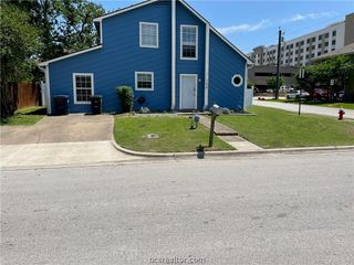 300 Cooner Street, College Station, TX 77840
