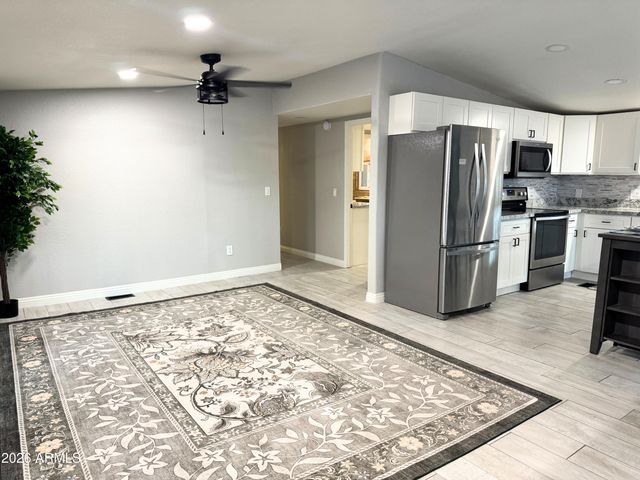 8103 E SOUTHERN Avenue 224, Mesa, AZ 85209