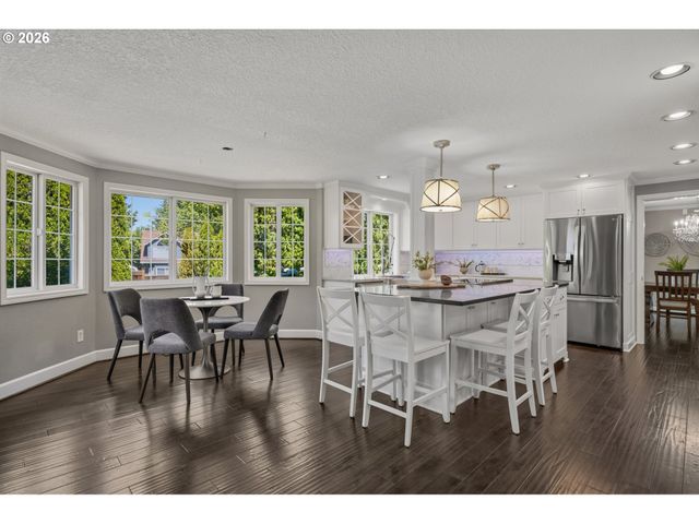 13265 Sw HANSON Ln, Beaverton, OR 97008