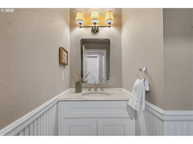 13265 Sw HANSON Ln, Beaverton, OR 97008