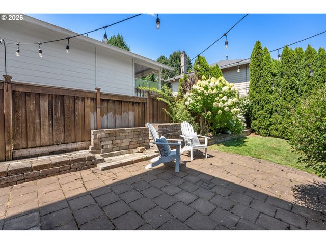 13265 Sw HANSON Ln, Beaverton, OR 97008