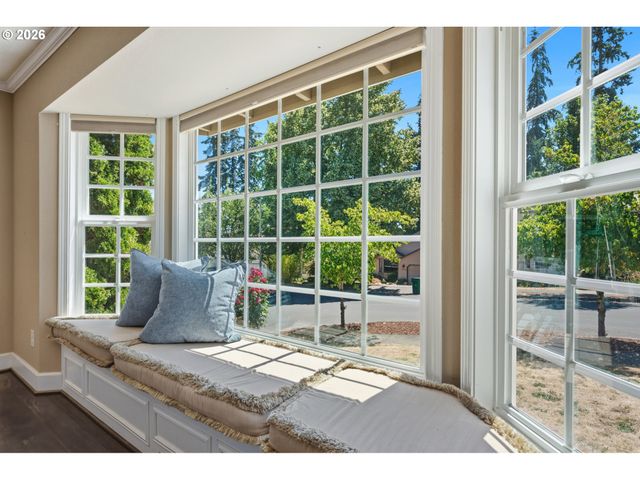 13265 Sw HANSON Ln, Beaverton, OR 97008